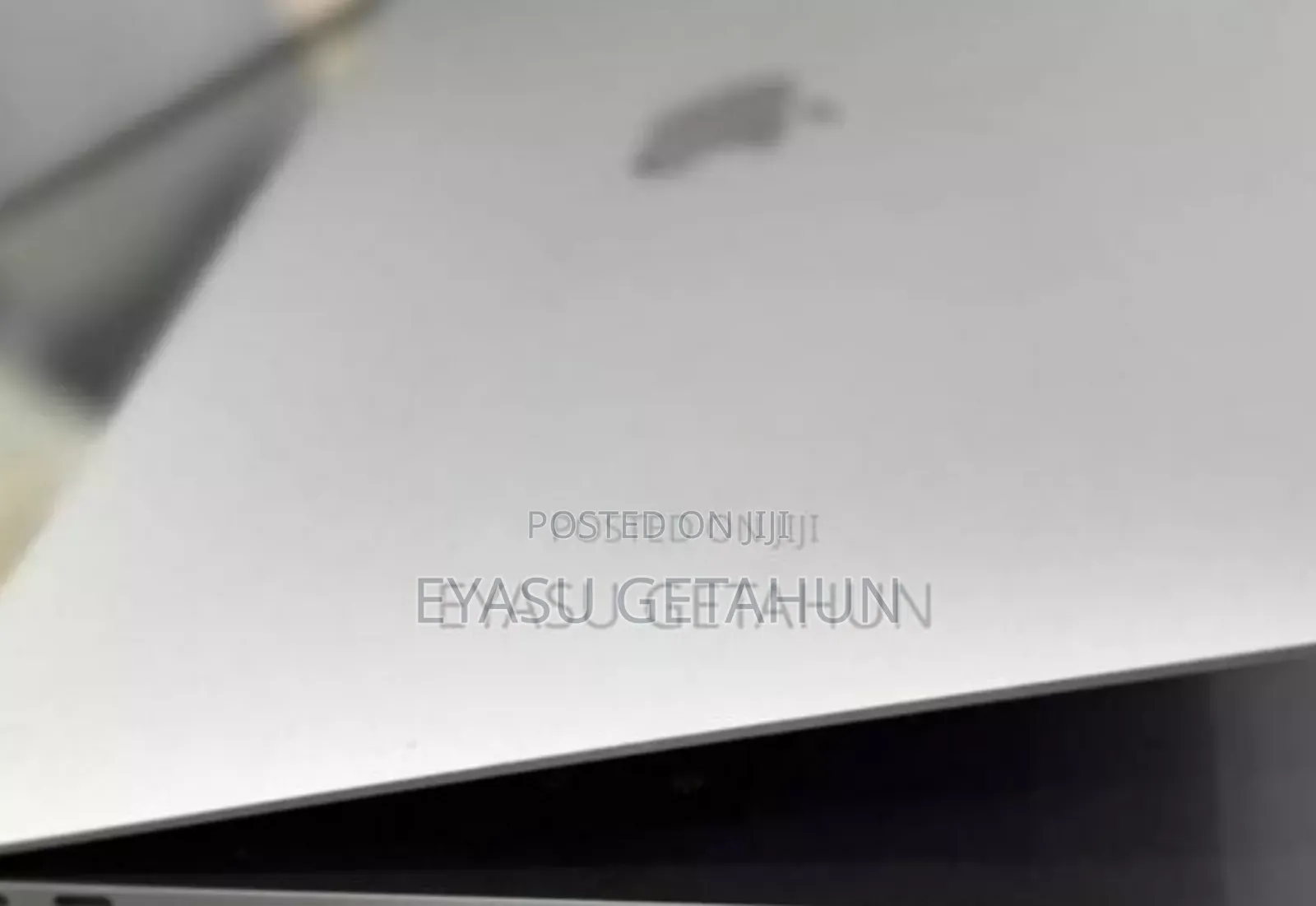 New Laptop Apple MacBook Air 2020 M1 8GB Apple M1 SSD 256GB