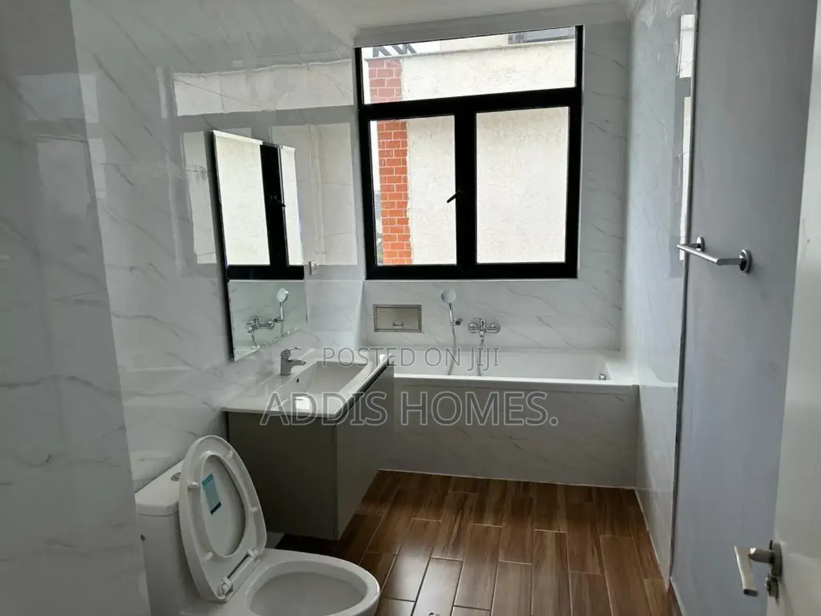 Furnished 3bdrm Duplex in Bole for sale