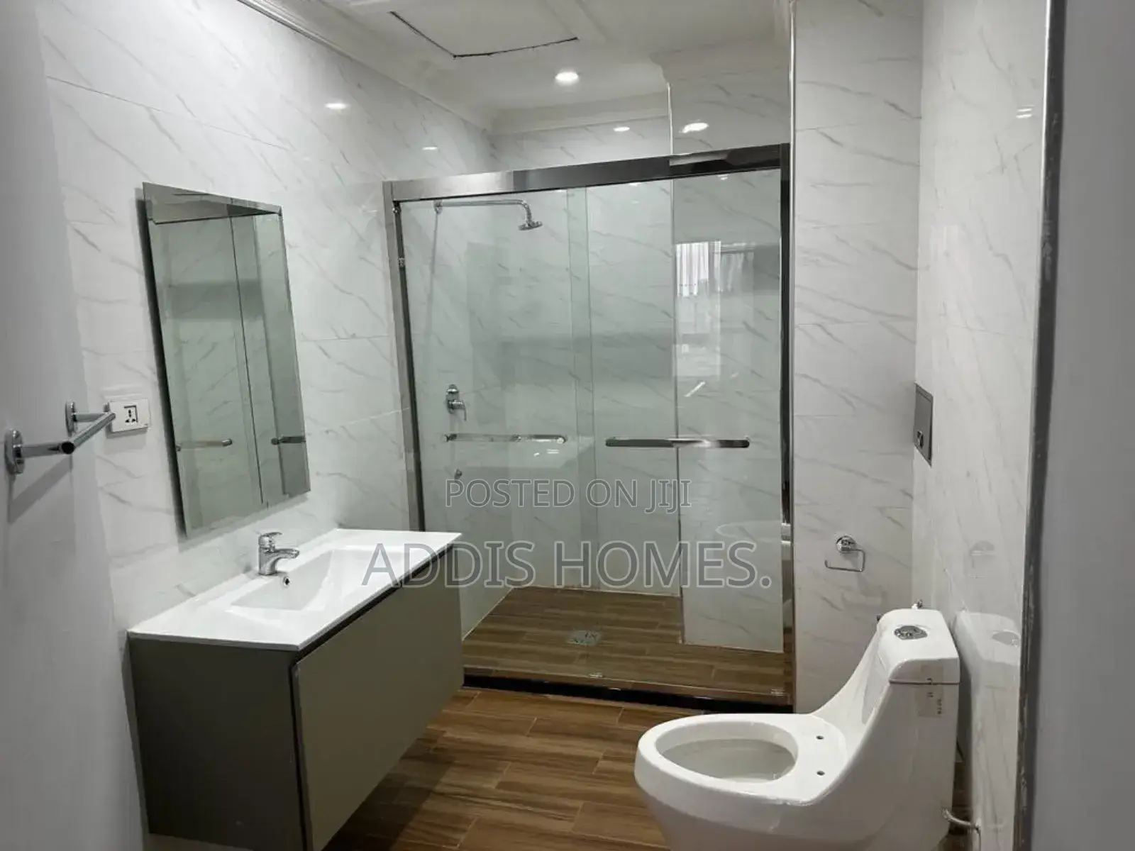 Furnished 3bdrm Duplex in Bole for sale