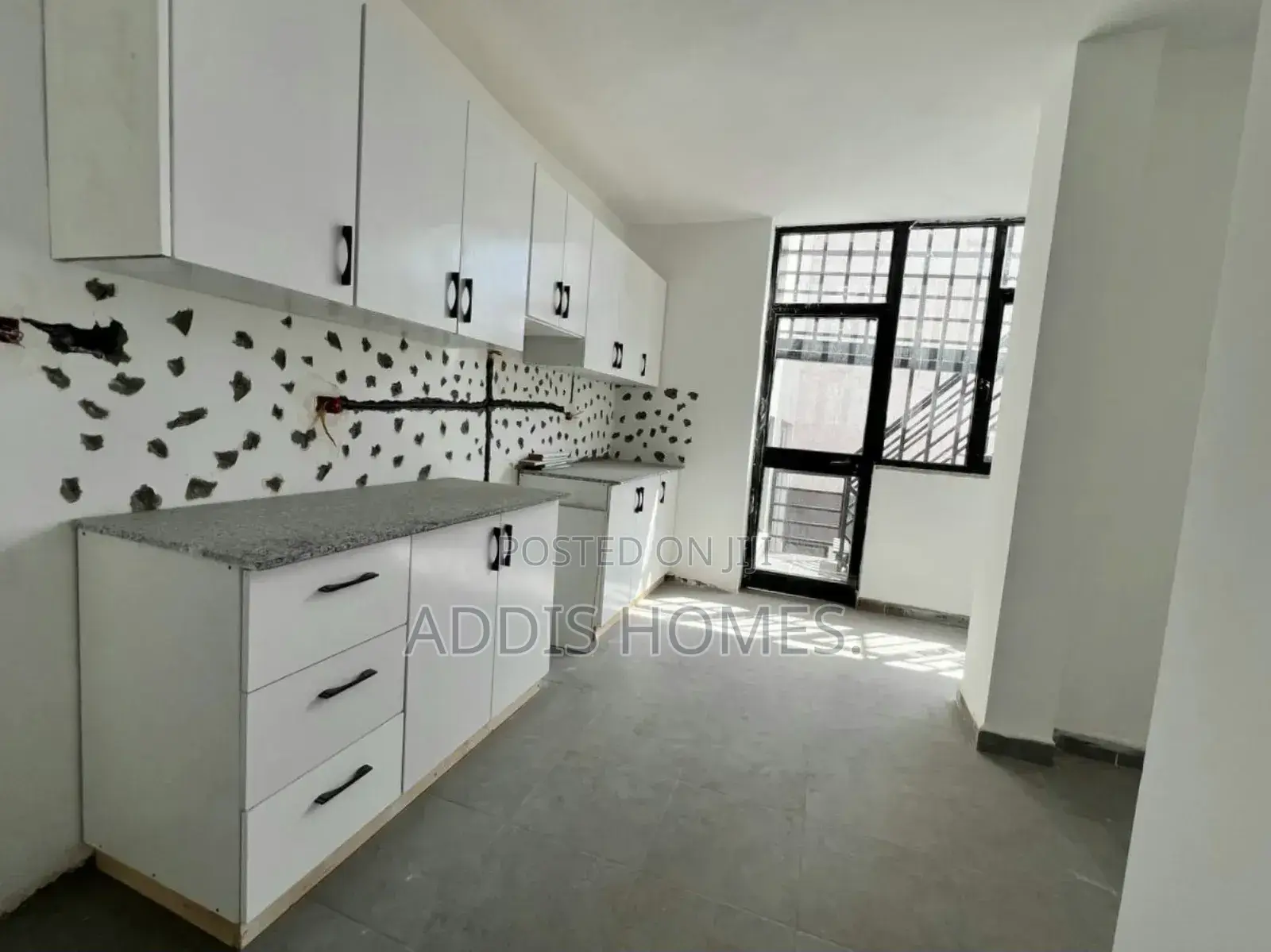 3bdrm Duplex in Bole for sale