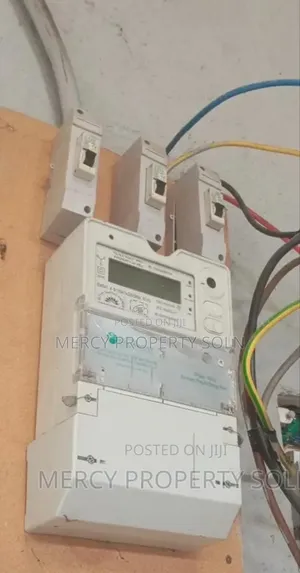 የሚከራይ መጋዘን ቃሊቲ አስፓልት መንገድ ዳር Warehouse for Rent in Kaliti Main Road