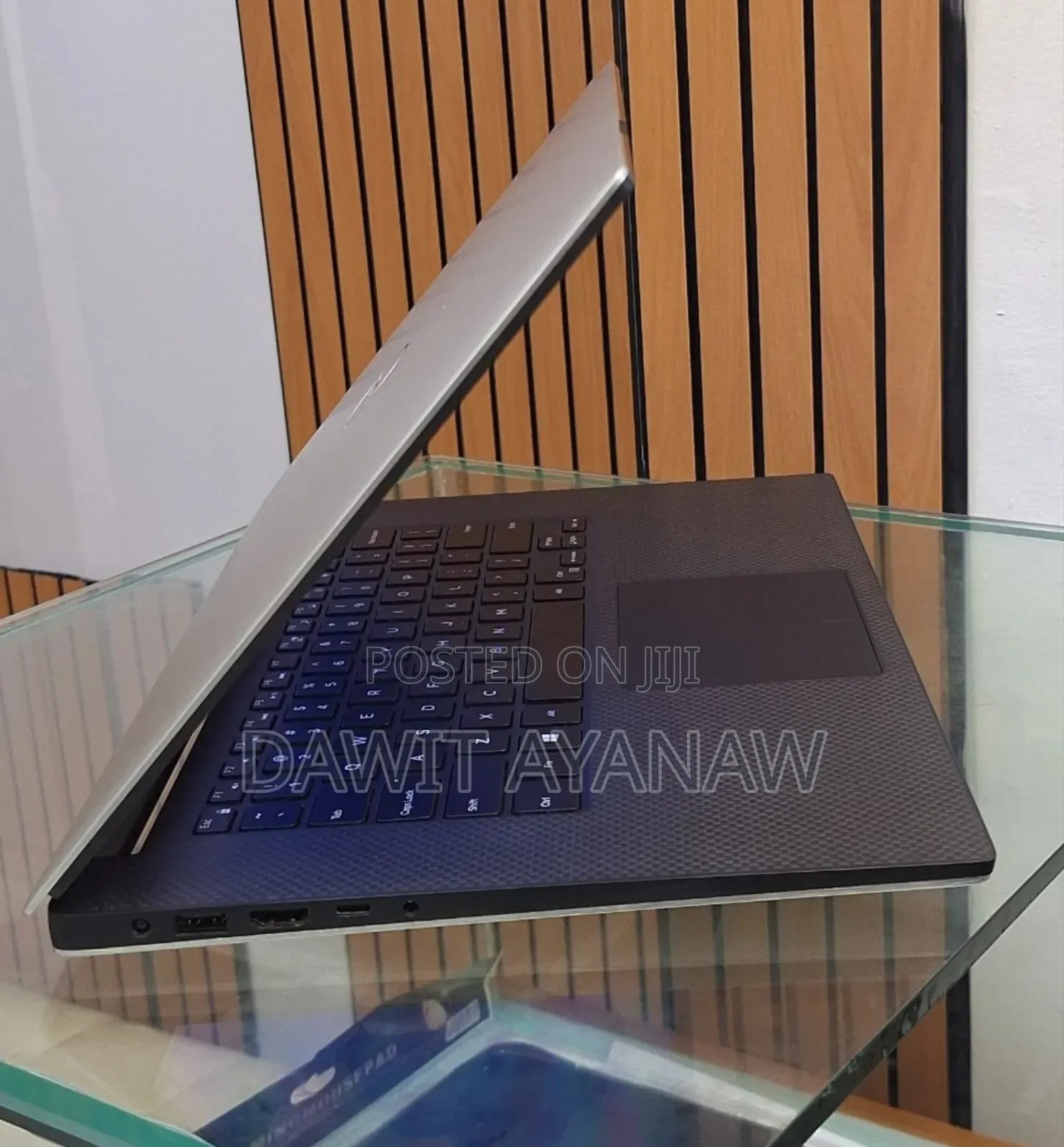 New Laptop Dell XPS 15 16GB Intel Core I9 SSD 1T