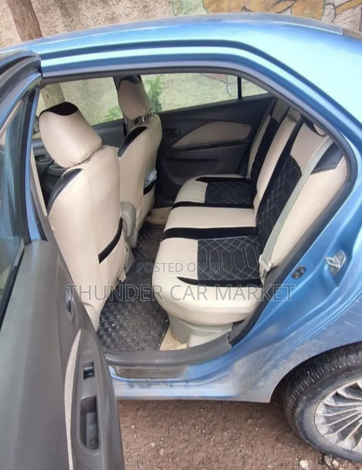 Toyota Yaris 2011 Blue