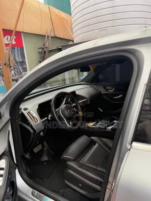 Mercedes-Benz EQC EQC400 4MATIC 2023 Silver