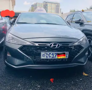 Hyundai Avante 2020 Silver