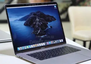 New Laptop Apple MacBook Pro 2019 32GB Intel Core I9 SSD 1T