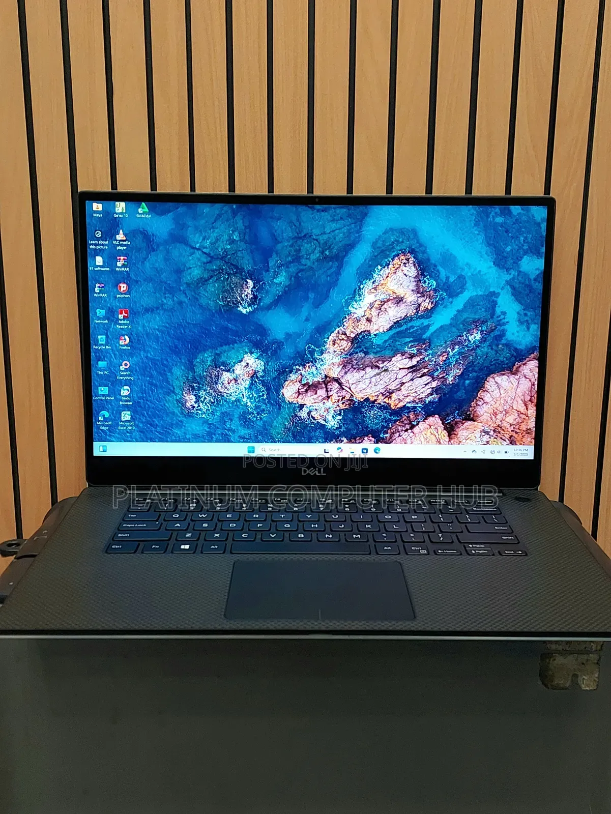 New Laptop Dell XPS 15 32GB Intel Core I9 SSD 2T