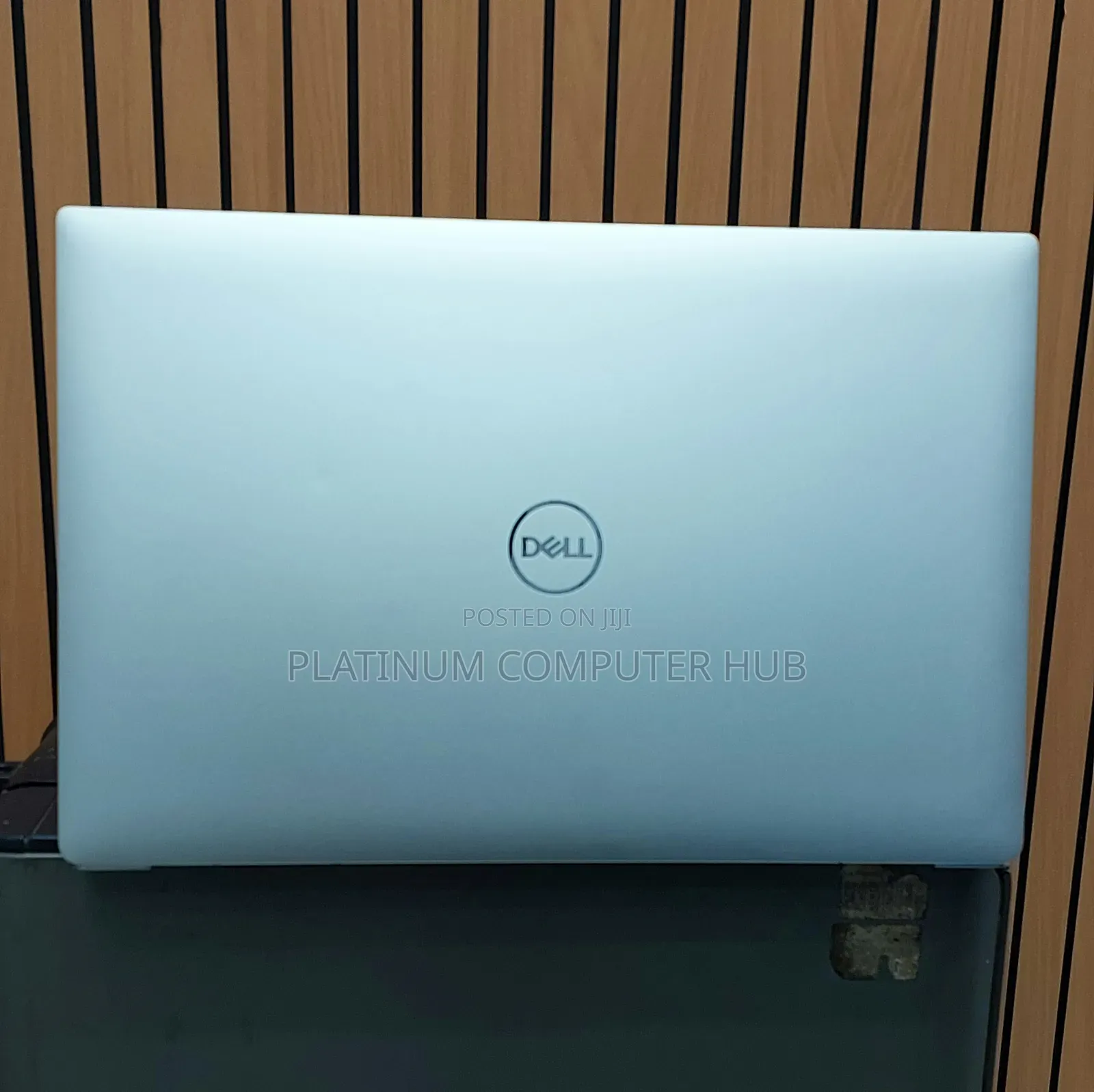 New Laptop Dell XPS 15 32GB Intel Core I9 SSD 2T