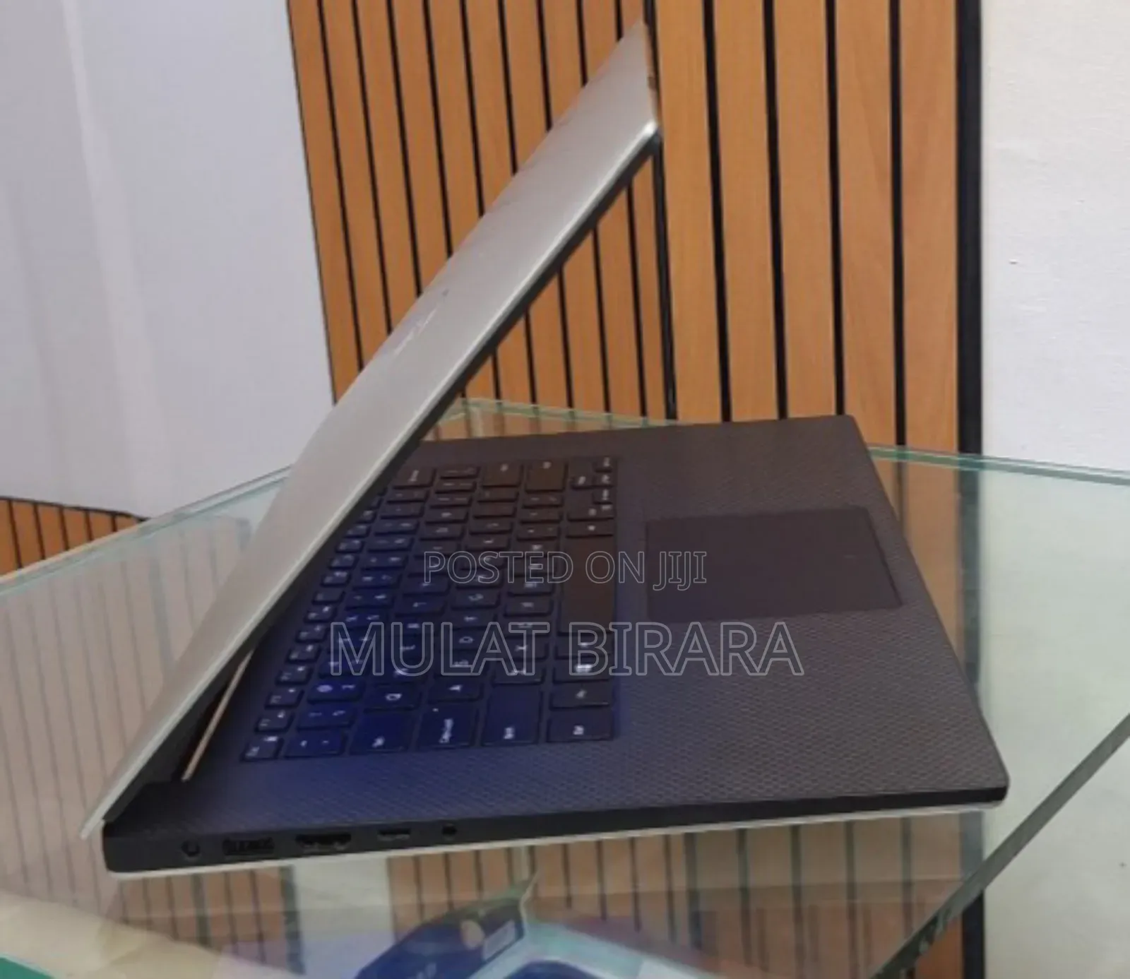 New Laptop Dell XPS 15 32GB Intel Core I9 SSD 2T