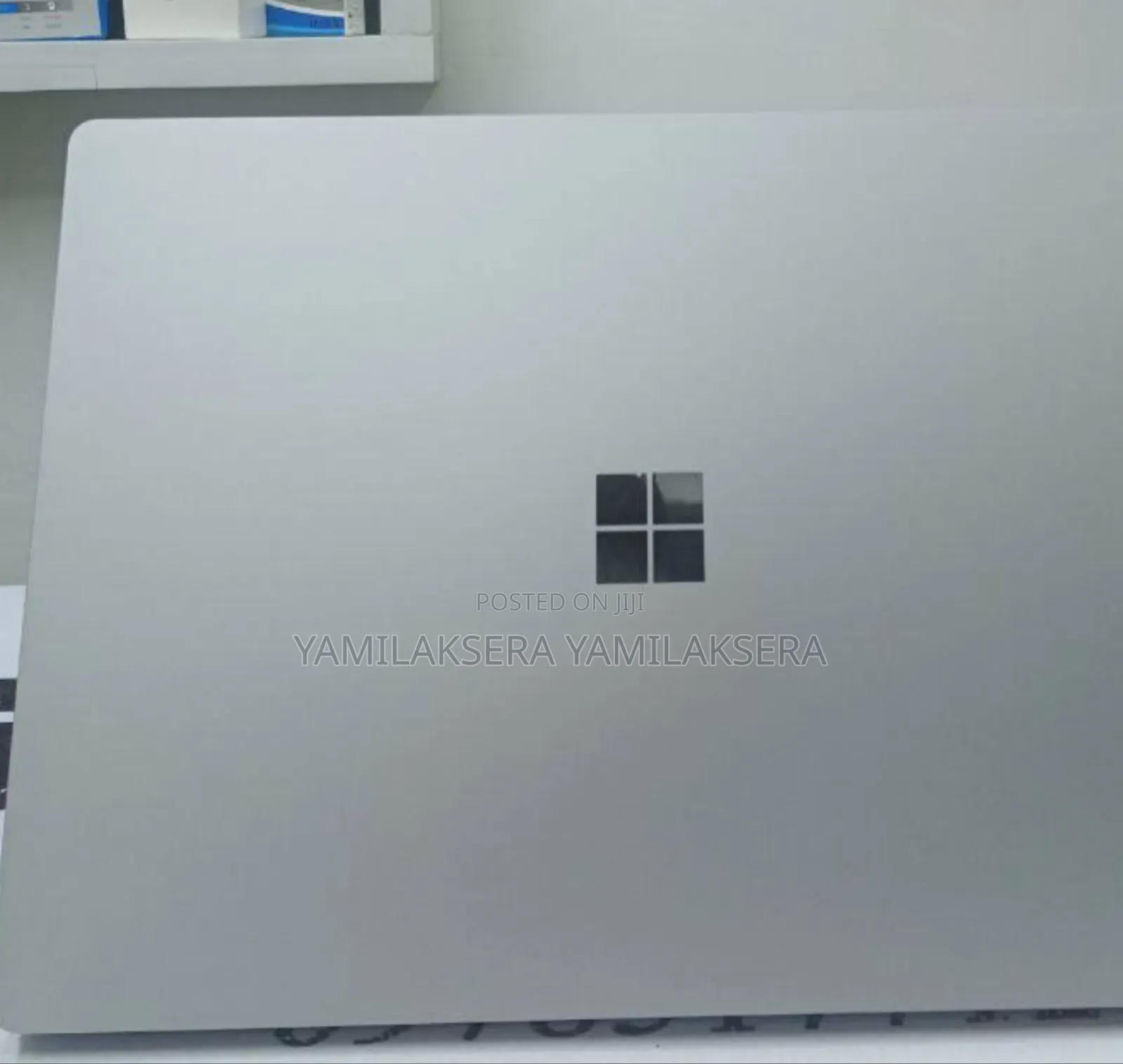 New Laptop Microsoft Surface Laptop 4 8GB AMD Ryzen 7 SSD 256GB