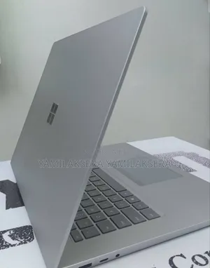 New Laptop Microsoft Surface Laptop 4 8GB AMD Ryzen 7 SSD 256GB