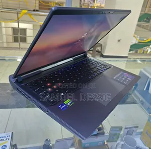 New Laptop MSI Vector GP68 HX 13V 16GB Intel Core I9 SSD 1T