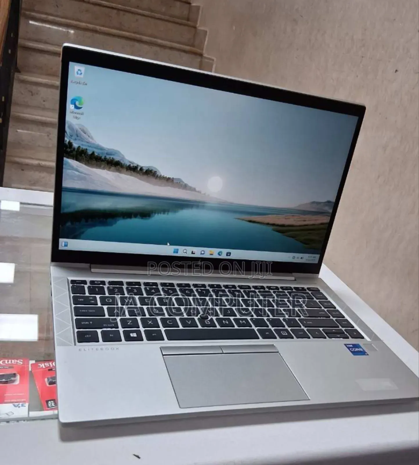 New Laptop HP EliteBook 840 G8 16GB Intel Core I7 SSD 1T