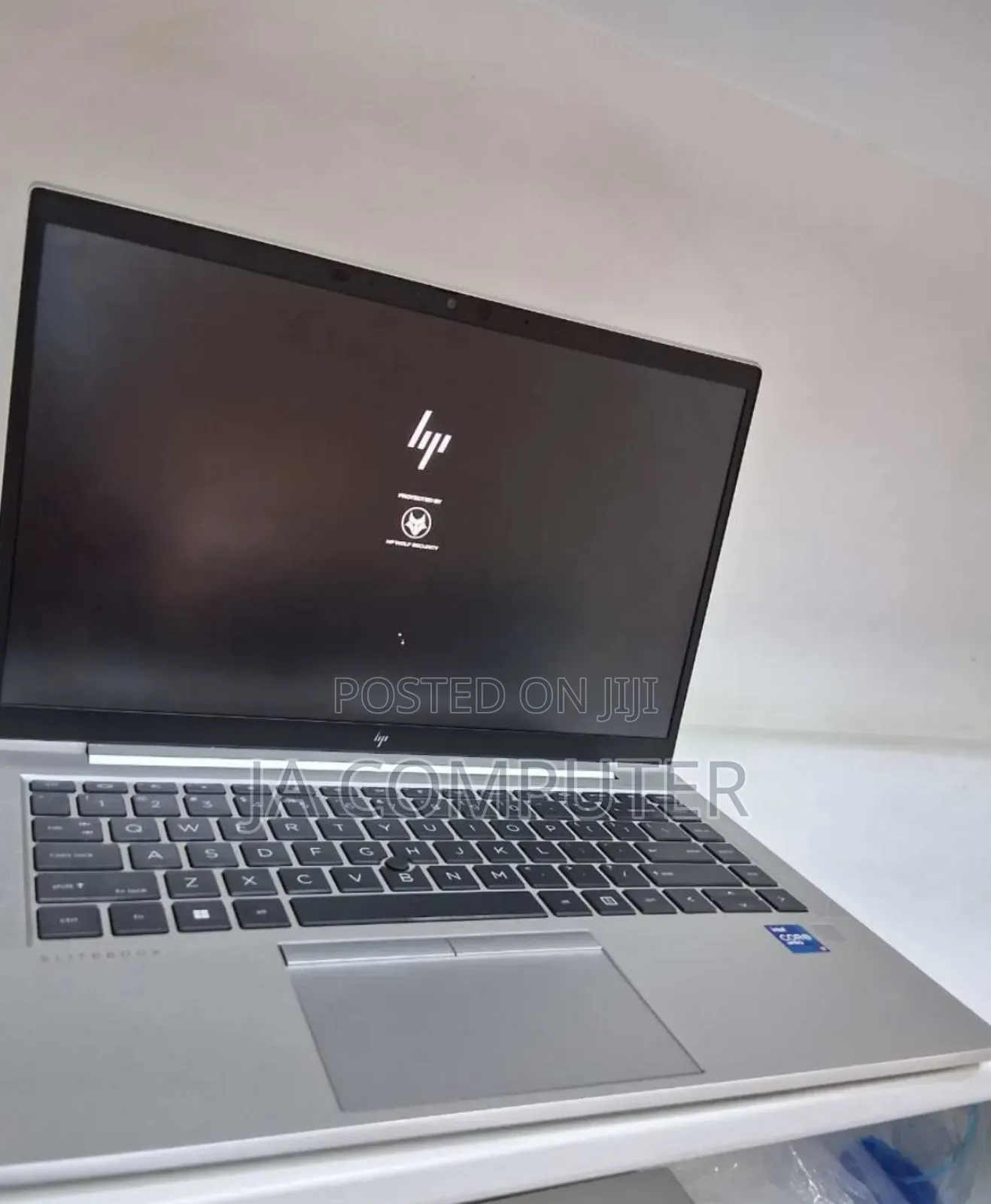 New Laptop HP EliteBook 840 G8 16GB Intel Core I7 SSD 1T