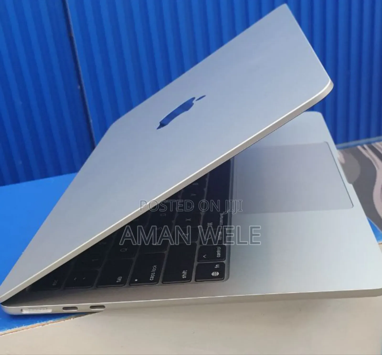 New Laptop Apple MacBook Pro 2019 16GB Intel SSD 256GB