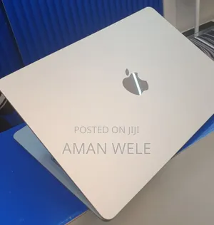 New Laptop Apple MacBook Pro 2019 16GB Intel SSD 256GB