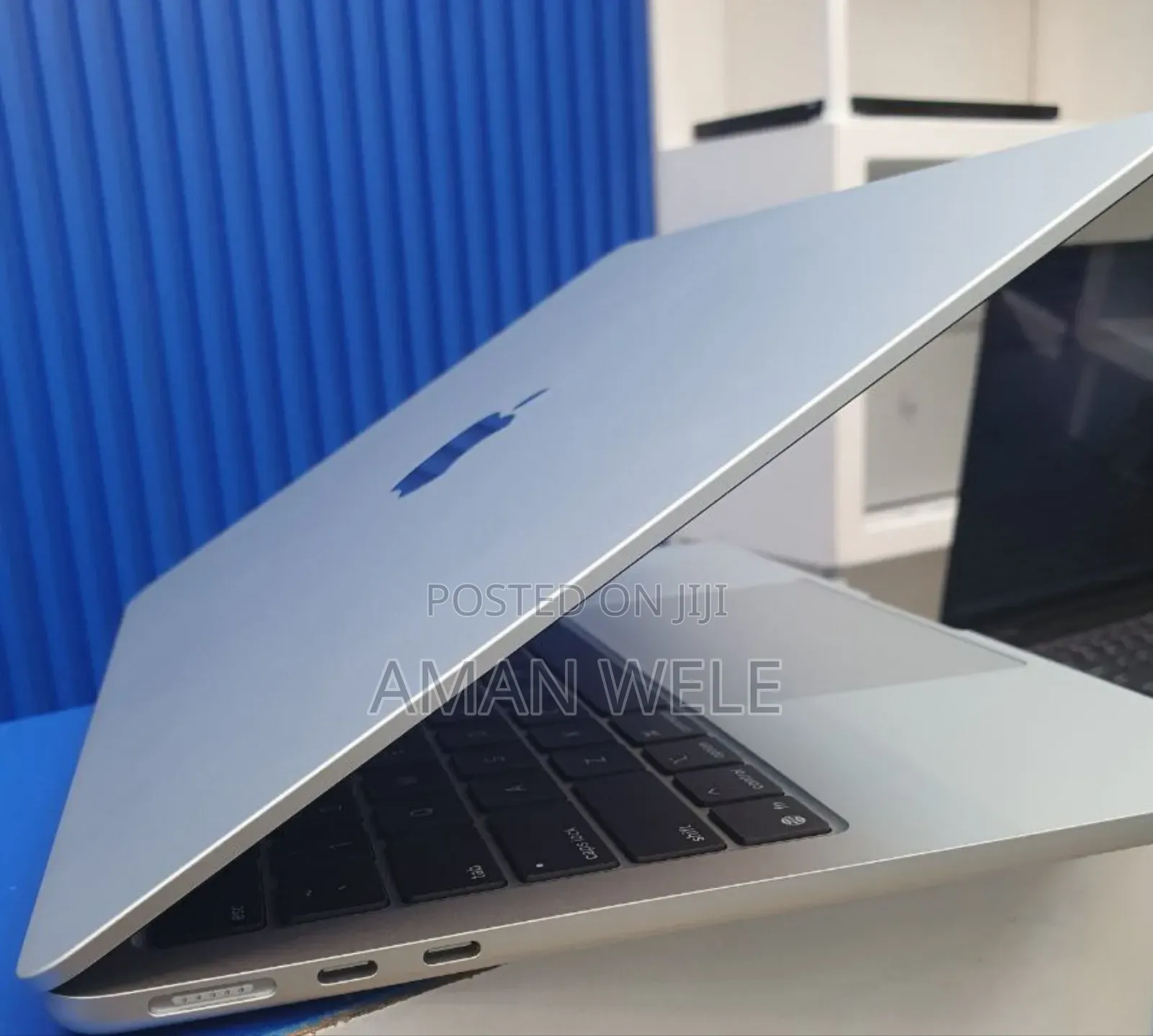 New Laptop Apple MacBook Pro 2019 16GB Intel SSD 256GB
