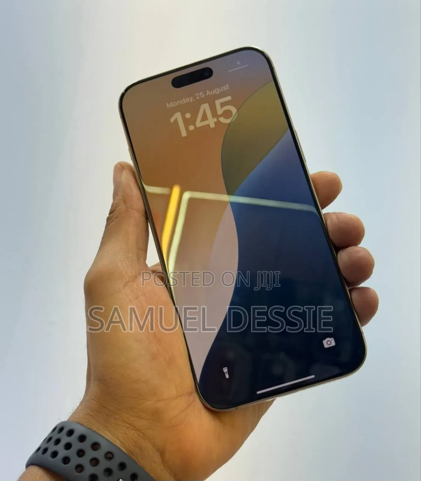 New Apple iPhone 16 Pro 128 GB Gold