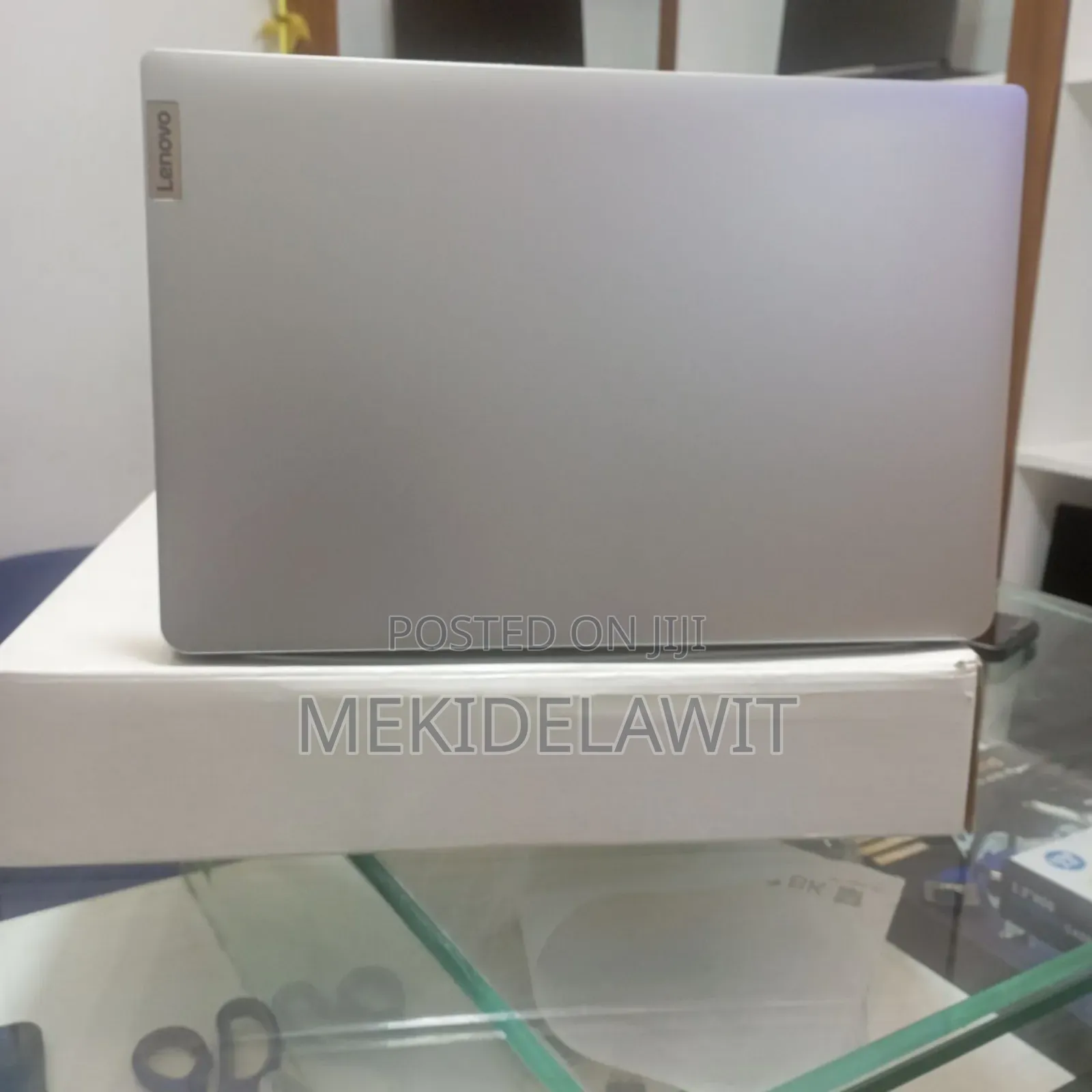 New Laptop Lenovo IdeaPad 1 8GB AMD Ryzen 5 SSD 512GB