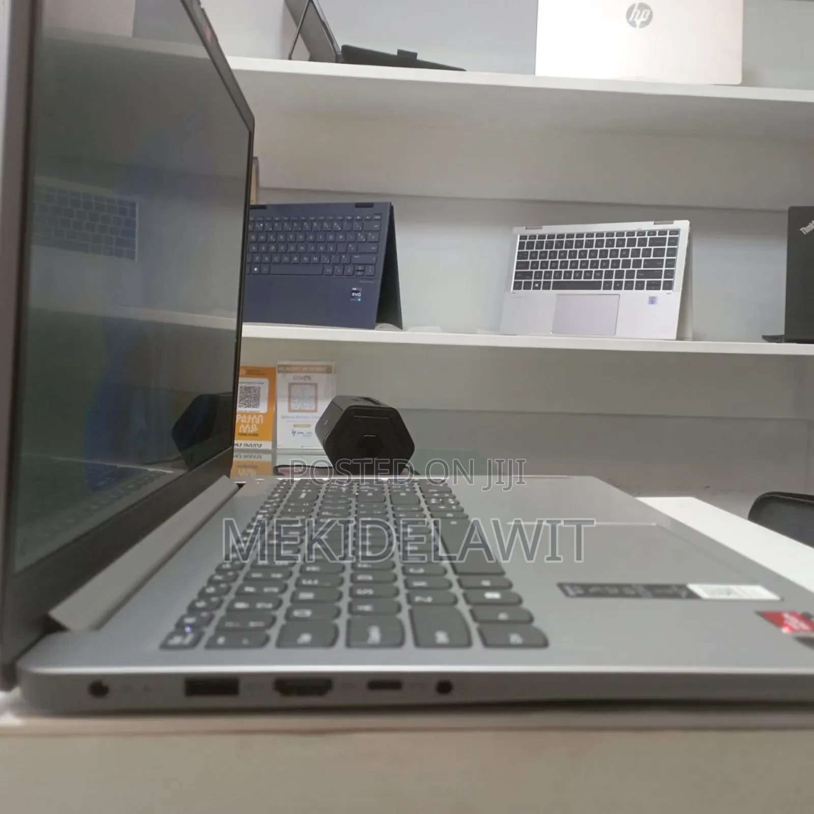 New Laptop Lenovo IdeaPad 1 8GB AMD Ryzen 5 SSD 512GB