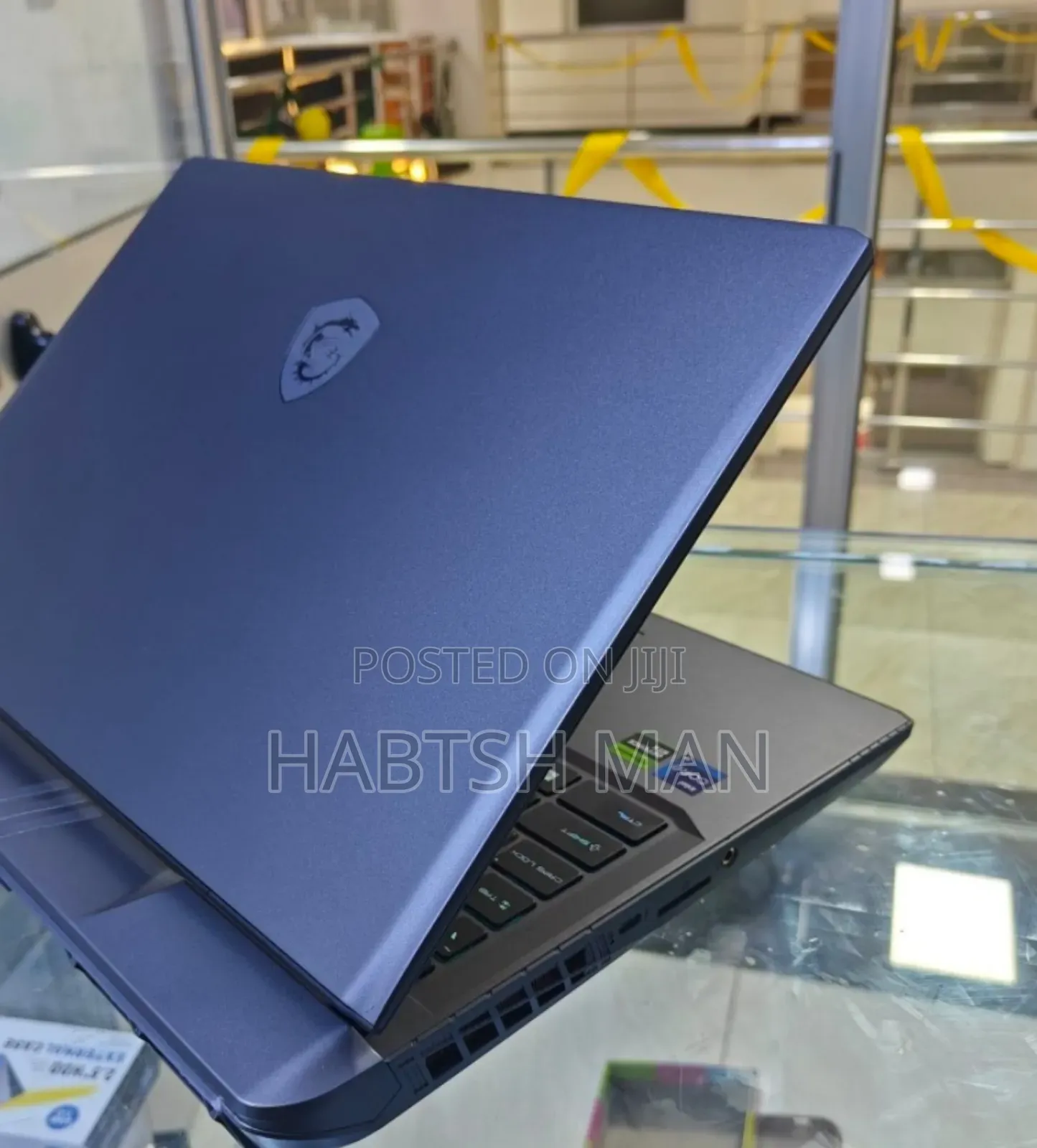 New Laptop MSI Vector 16 HX AI A2XWIG 16GB Intel Core I9 SSD 1T