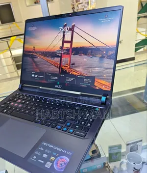 New Laptop MSI Vector 16 HX AI A2XWIG 16GB Intel Core I9 SSD 1T