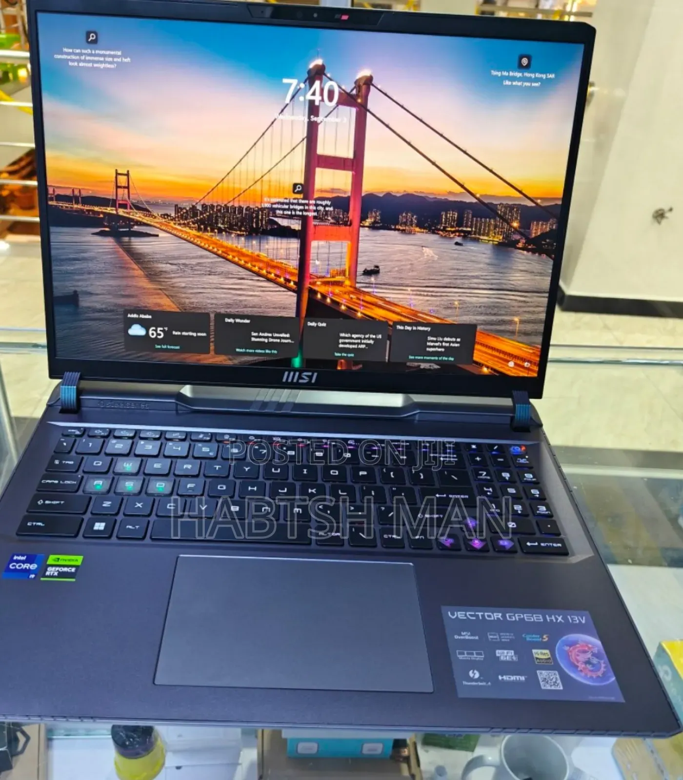 New Laptop MSI Vector 16 HX AI A2XWIG 16GB Intel Core I9 SSD 1T