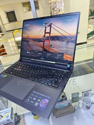 New Laptop MSI Vector GP68 HX 13V 16GB Intel Core I9 SSD 1T