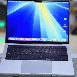 New Laptop Apple MacBook Pro M1 16GB Intel Core I5 SSD 512GB