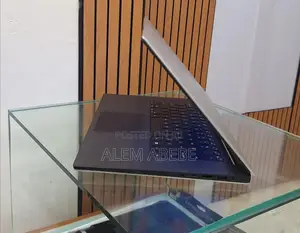 New Laptop Dell XPS 15 32GB Intel Core I9 SSD 2T