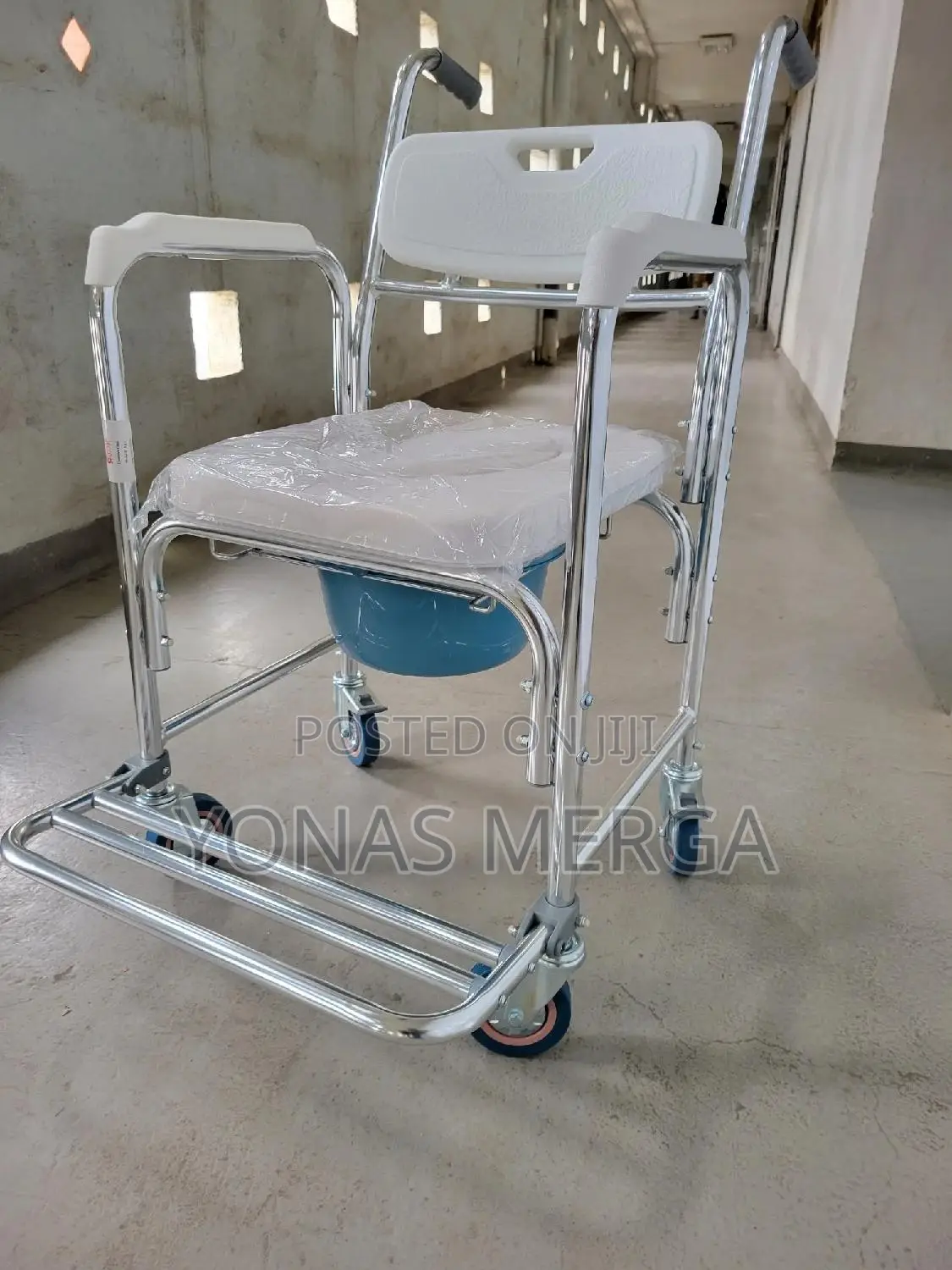 Foldable 3-in-1 Bedside Toilet竉፬commode,¶150kg=Weight Capacity, Gray
