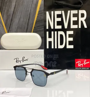 Ray Ban Bold Square Ferrari
Blue Light Filter