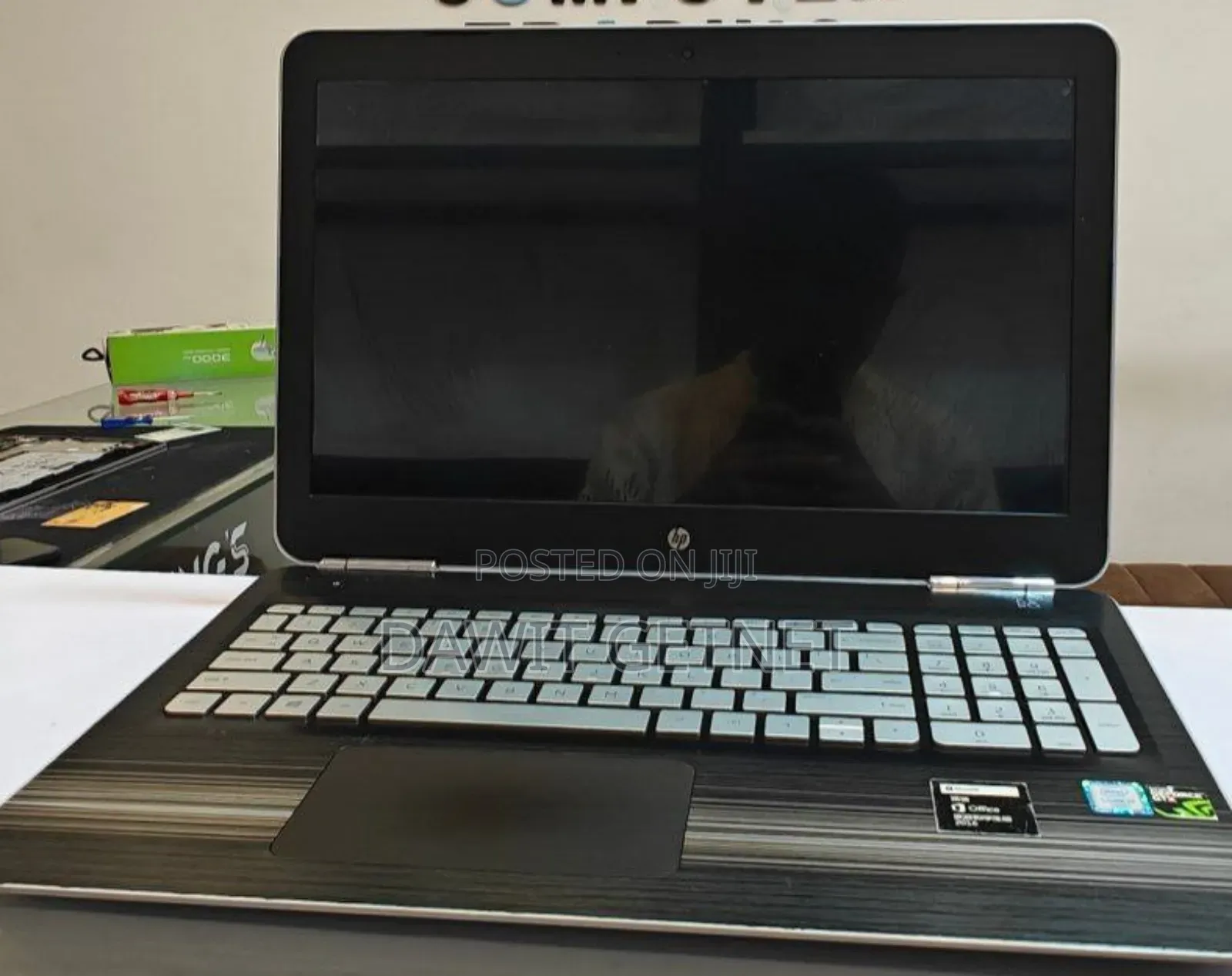 New Laptop HP Pavilion 15 8GB Intel Core I7 SSD 512GB