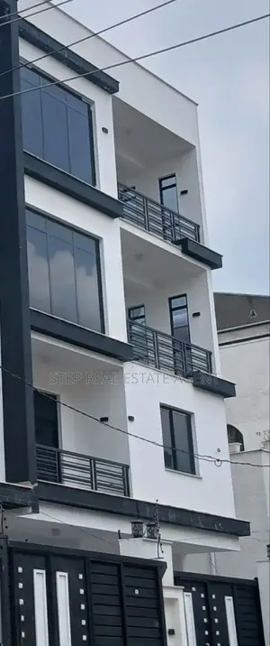 Photo - 8bdrm House in Bole for rent