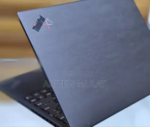 Photo - New Laptop Lenovo ThinkPad X1 16GB Intel Core I7 SSD 512GB