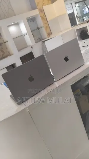 New Laptop Apple MacBook Pro M1 16GB Apple M1 SSD 512GB