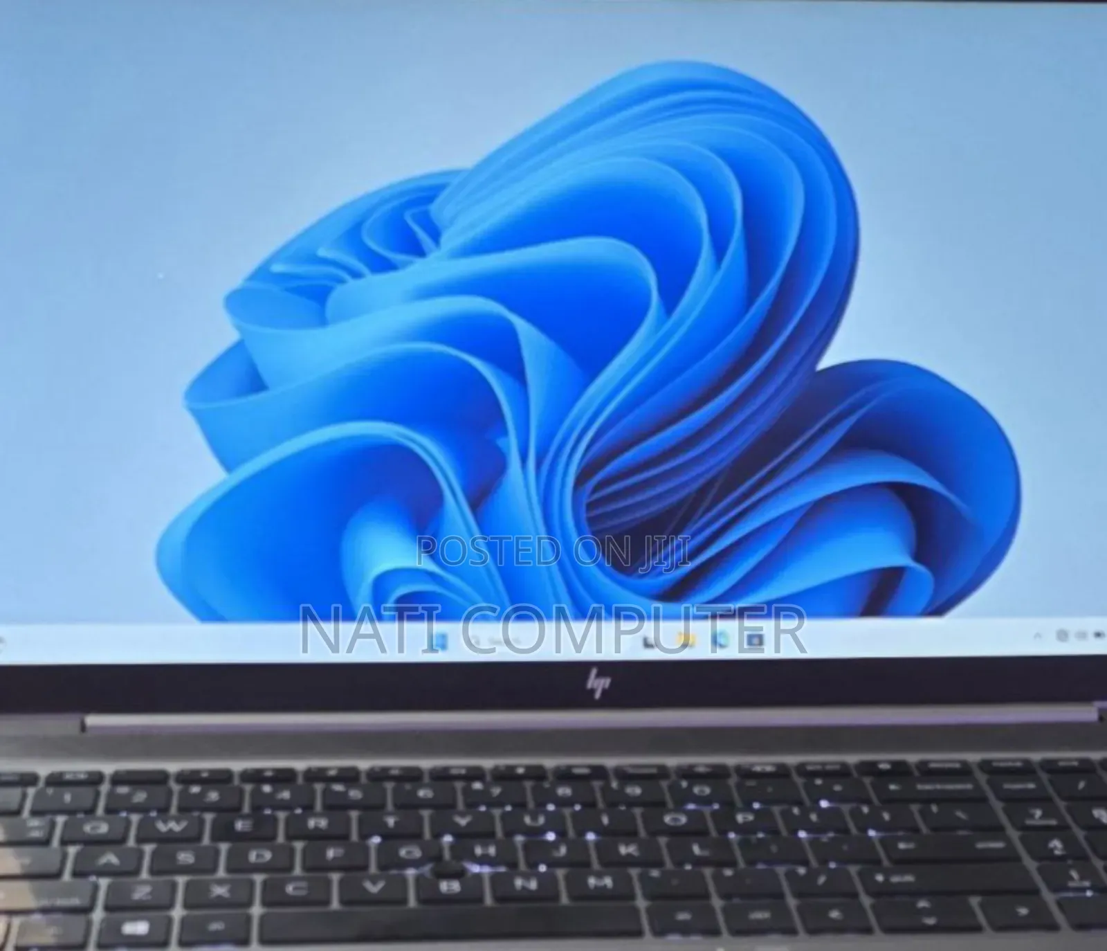 New Laptop HP ZBook Studio X360 15 G6 16GB Intel Core I7 SSD 512GB