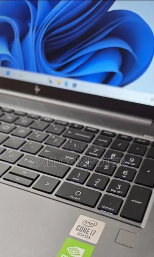 New Laptop HP ZBook Studio X360 15 G6 16GB Intel Core I7 SSD 512GB