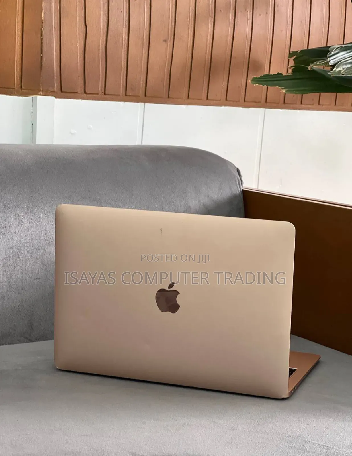 New Laptop Apple MacBook Air 2019 8GB SSD 128GB
