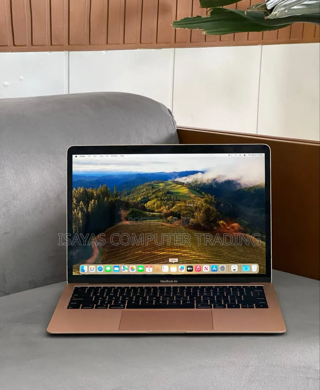 New Laptop Apple MacBook Air 2019 8GB SSD 128GB