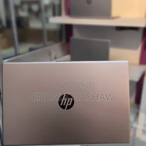 New Laptop HP Stream Notebook 8GB AMD Ryzen 5 SSD 512GB