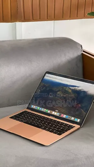 New Laptop Apple MacBook Air 2019 8GB Intel Core I5 SSD 256GB