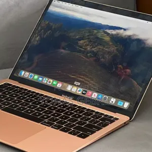 Photo - New Laptop Apple MacBook Air 2019 8GB Intel Core I5 SSD 128GB