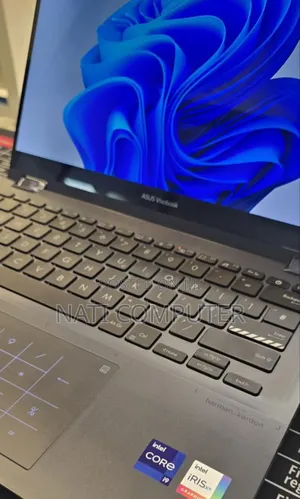 New Laptop Asus VivoBook 15 X505BA 16GB Intel Core I7 SSD 512GB