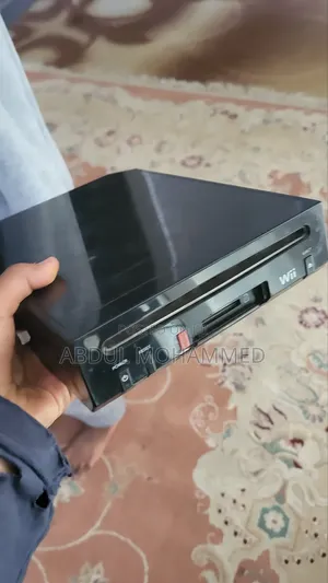 Photo - Wii (No Charger)