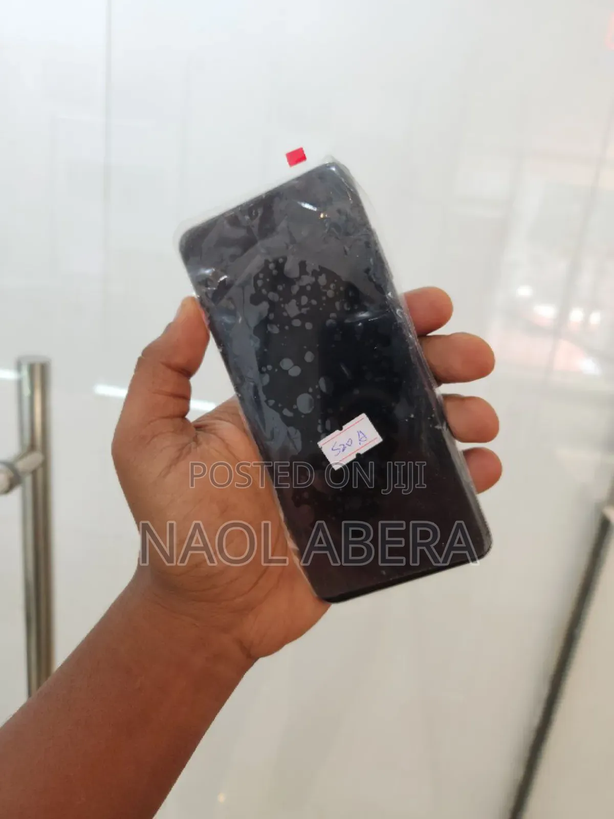 New Samsung Galaxy S20 128 GB Black