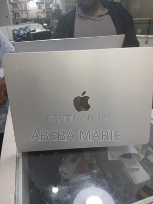 New Laptop Apple MacBook Air 2024 M3 13-Inch 16GB Apple M3 SSD 512GB