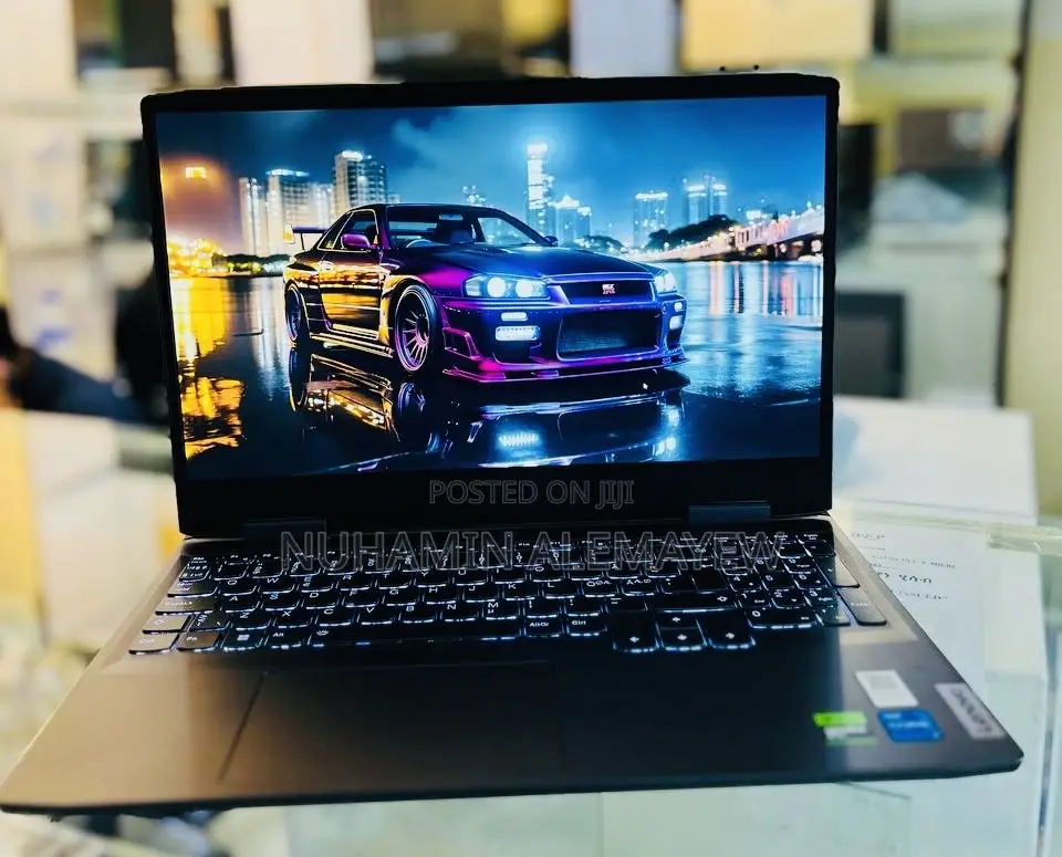 New Laptop Lenovo LOQ 15ARP9 16GB Intel Core I5 SSD 512GB