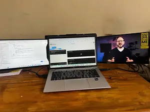 Photo - Screen Extender