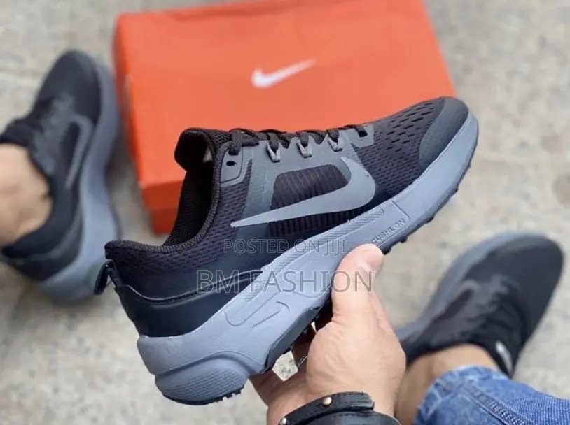 Nike Sporty Quality Elegant Footwear for Men